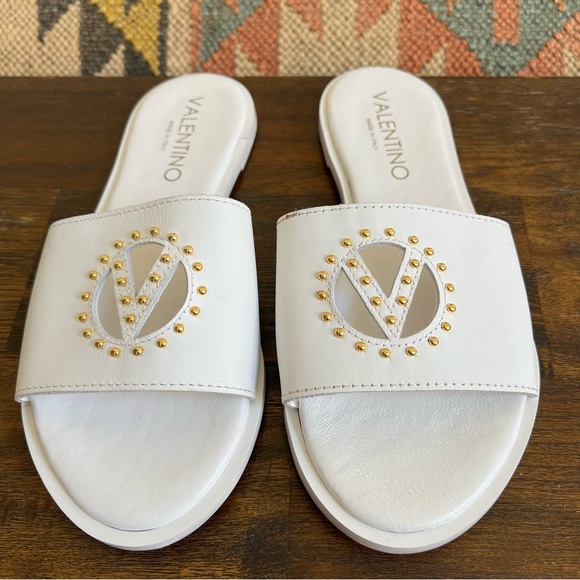VALENTINO By Mario Valentino Bucola Studded White Leather Slide Sandals US6